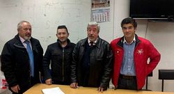 Miembros del Comit� de �rbitros entregaron los alimentos.