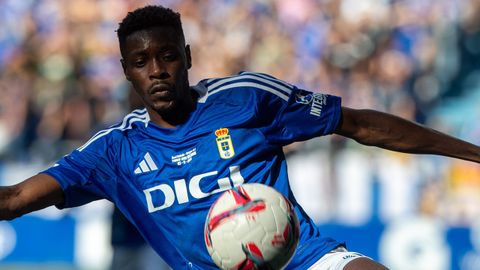 Rahim Alhassane, en un partido con el Real Oviedo