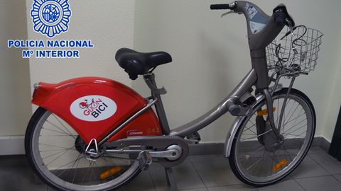 Bicis municipal de Gij�n sustra�da que se utilizaba para robar en coches