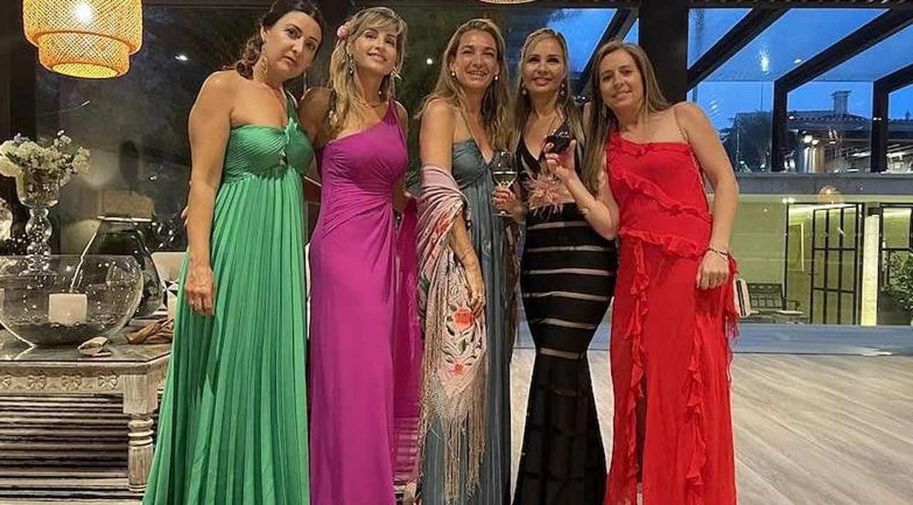 El Real Club de Regatas Galicia celebra su gran cóctel y baile de verano