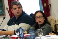 Los ediles de la Marea se abstuvieron en la votaci�n de los planes. 