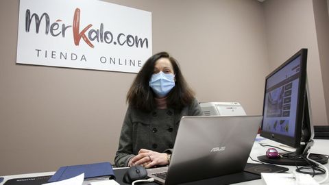 Alicia P�rez tiene su oficina en el Centro de Negocios Arena 40 de R�o do Pozo