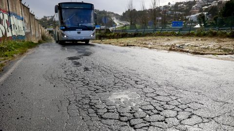 Baches en la carretera que va de Alfonso Molina hacia el colegio Maristas