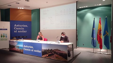 La viceconsejera de Turismo, Graciela Blanco, y el director de la consultor�a de marketing Sepinum, Julio Grande