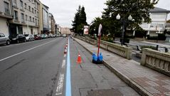 El pintado comenz� hace dos d�as en la avenida de Fisterra.