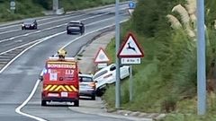 El coche acababa de incorporarse de la va que viene de Franza
