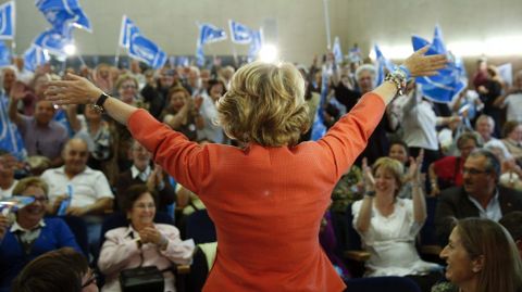 Esperanza Aguirre, en un mitin celebrado estos días en Carabanchel.