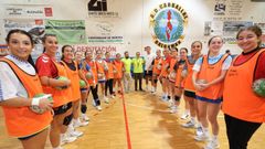 Jugadoras y cuerpo tcnico del Carballal de Divisin de Honor Oro de balonmano.