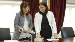Mar�a Jes�s Novo (derecha, en foto de archivo), se vacun� contra el covid a finales de diciembre