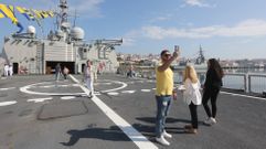 Visita a una fragata por el D�a de las Fuerzas Armadas