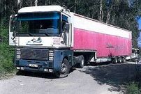 El remolque carec�a de frenos al no ir bien conectado a la cabina.