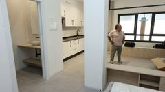 El bajo donde se habilitaron los tres apartamentos supera los 120 metros y tiene 17 de fachada con ventanas a la calle