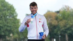Jaime Duro, en imagen de archivo en el podio del C1 5.000 del último Mundial de Pista