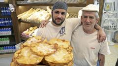 Forno de Compostela posee una ampl�sima oferta de dulces, entre ellos sus orejas de carnaval.