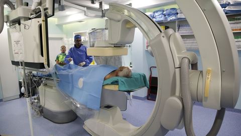 Unidad de hemodin�mica del servicio de Cardiolog�a del Chuac