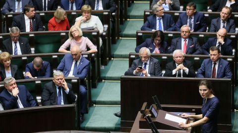 La representante de la iniciativa �Stop Abortion�, Joanna Banasiuk, en su intervencion en el Parlamento