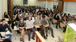 En el instituto monfortino A Pinguela se graduaron alumnos de cuatro ciclos  