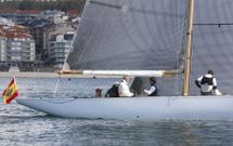 El monarca, a bordo del Galant, en el que naveg� cuatro horas. 