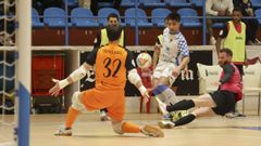 Novoa, autor del segundo gol de O Parrulo