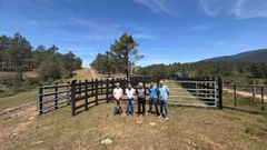 El director xeral de Gandar�a, Agricultura e Industrias Alimentarias de la Conseller�a do Medio Rural, Jos� Balseiro, revisando los trabajos realizados en los tres terrenos de pasto de Maceda, Montederramo y Xunqueira de Espadanedo
