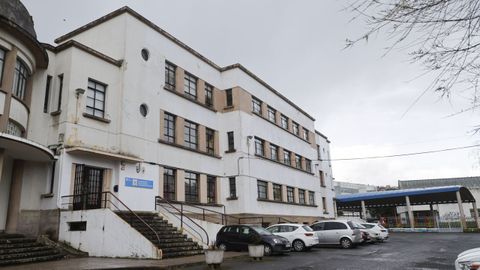 Fachada exterior del CEIP Pluriling�e Pr�cticas