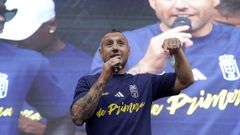 Santi Cazorla se ha erigido como el cono del Real Oviedo