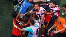 Un grupo de jugadores de la selecci�n espa�ola, entre ellos el gallego Borja Iglesias, celebran con Ferran Torres el gol de la victoria.