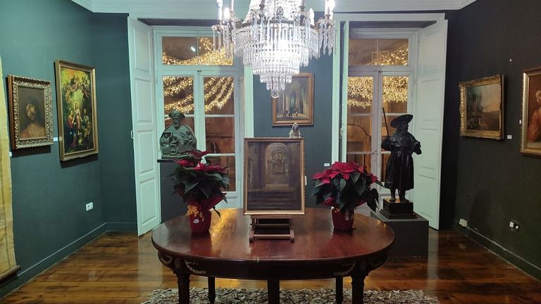 La muestra re�ne una veintena de obras