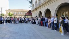 Concentracin de repulsa contra la agresin machista en Vern