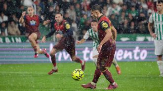 Yeramay, en el momento de lanzar el penalti contra el Córdoba