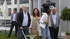 Amancio Ortega se deja por ver con su familia en Casas Novas