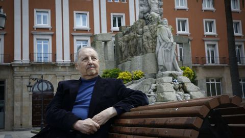 platas.Antonio Platas Tasende, en una imagen del 2018, en A Coru&ntilde;a, ciudad en la que desarroll&oacute; casi toda su carrera profesional. Sus inicios, sin embargo, fueron en Baio, en Zas