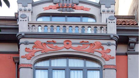 Parte de un edificio construido por Goncesco