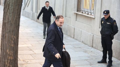 El exministro Jos Luis Abalos a su llegada al Tribunal Supremo, el pasado 27 de noviembre, jornada en la que ingres en prisin