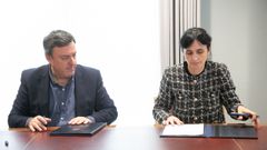 Gonzlez Formoso y Garca Vidal firmaron el acuerdo este viernes. 