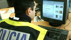 Foto de archivo de un operativo policial contra la difusin de pornografa infantil