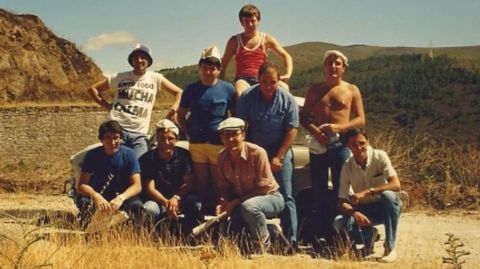 Integrantes de la pandilla en una excursi�n a Manzaneda en el verano de 1986