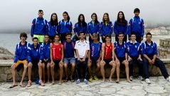 Integrantes del Club Voleibol Dumbr�a, ayer en O �zaro.