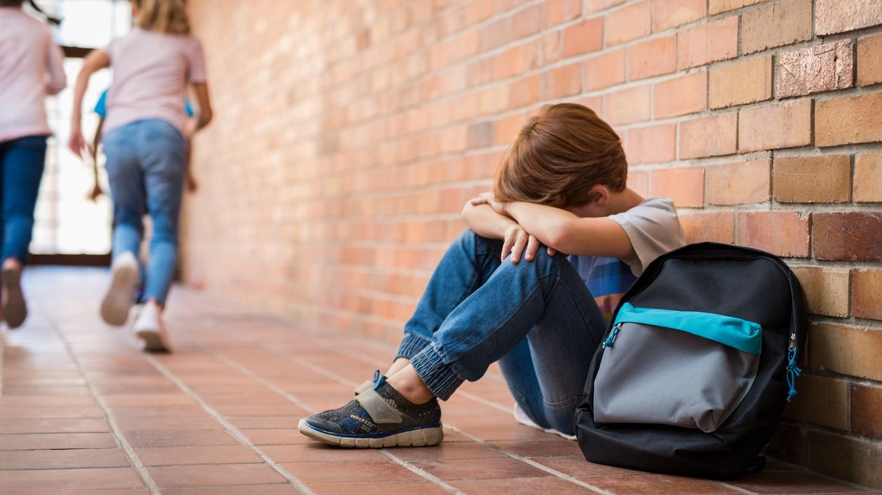 Narón lleva la lucha contra el acoso escolar a plazas y parques