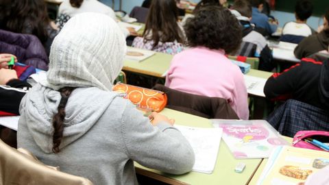 Alumna de un colegio p�blico con velo