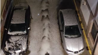 En las calles del centro de A Pobra el granizo lleg� a tener varios cent�metros de altura
