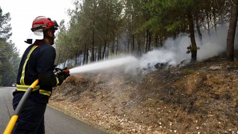 Corte de la carretera entre Chavanga y Monforte a causa de un incendio