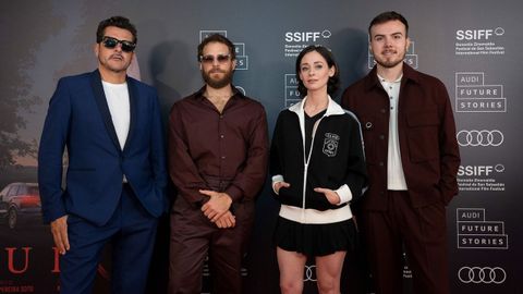El elenco del cortometraje «Huir».