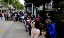 Los vecinos cumplen tres meses de concentraciones contra la obra de la rotonda.