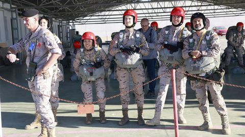 Fotograf�a de grupo de la subpatrulla de la que forma parte la princesa Leonor
