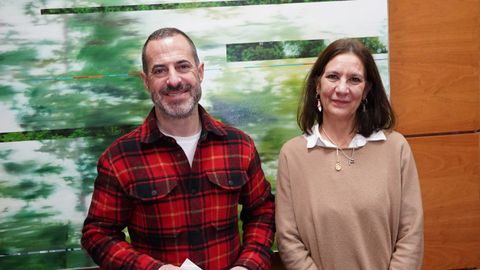 El alcalde de Siero, �ngel Garc�a Siero, �Cepi�, y la concejala de Comercio y Hosteler�a, Movilidad y Transporte P�blico, Patricia Antu�a