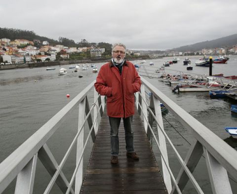 Miguel Vzquez Freire, no porto de Corcubin, a vila onde naceu e a vila que o marcou, como ten dito. 