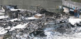 Las cuatro embarcaciones quedaron destrozadas, aunque lograron salvar uno de los motores. 