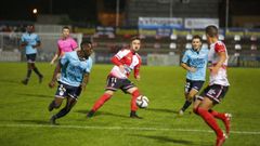 Imagen del Arousa-Langreo disputado en A Lomba en la primera vuelta del campeonato