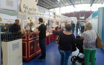 Unos 150 expositores muestras sus productos en Vegadeo.